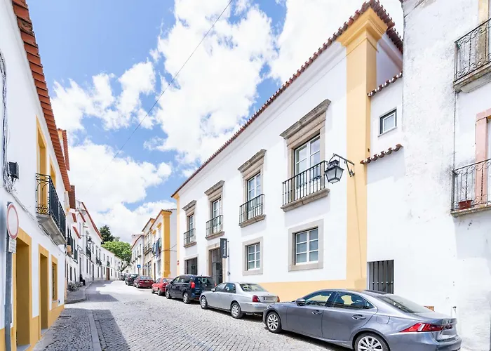 Limehome Evora Rua De Machede 61