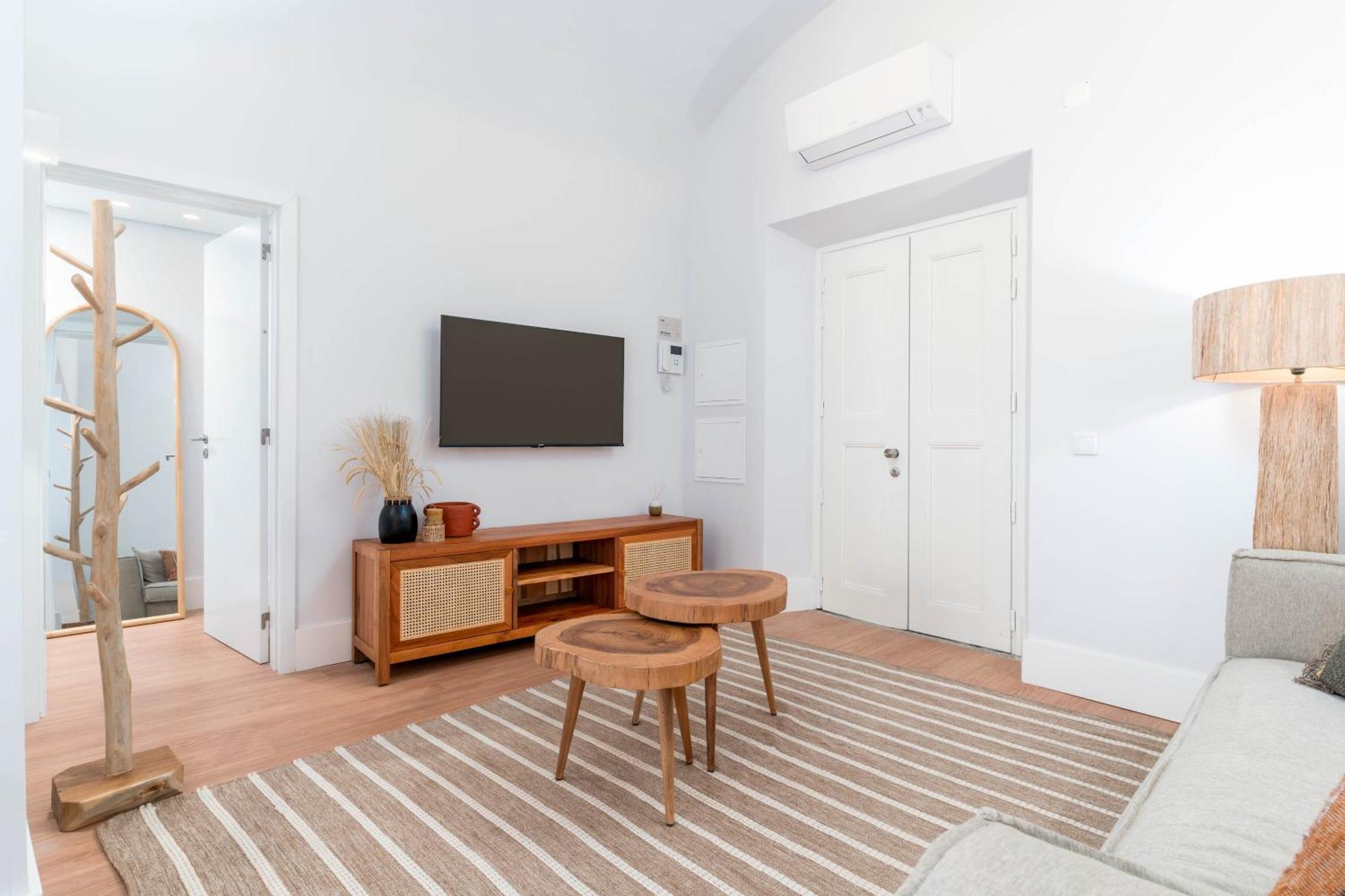 Apartment Limehome Rua De Machede 61 Evora